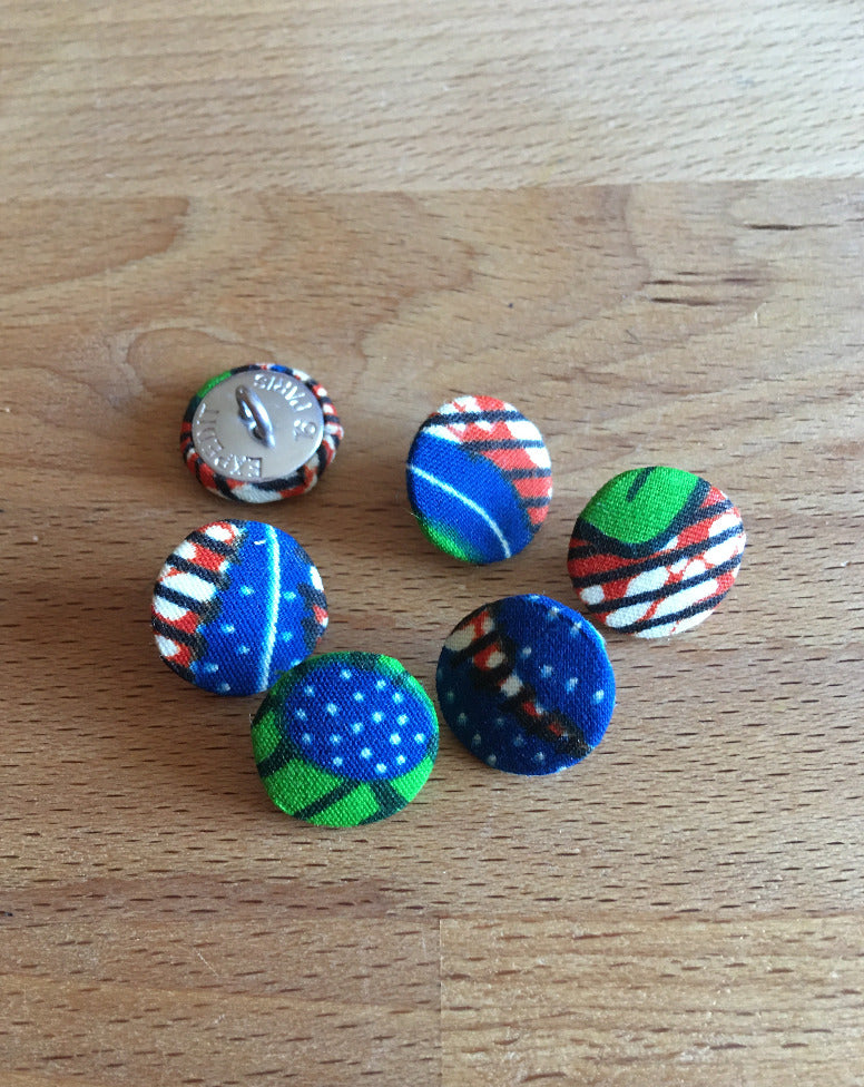 Bouton en wax fait main bleu, vert rouille